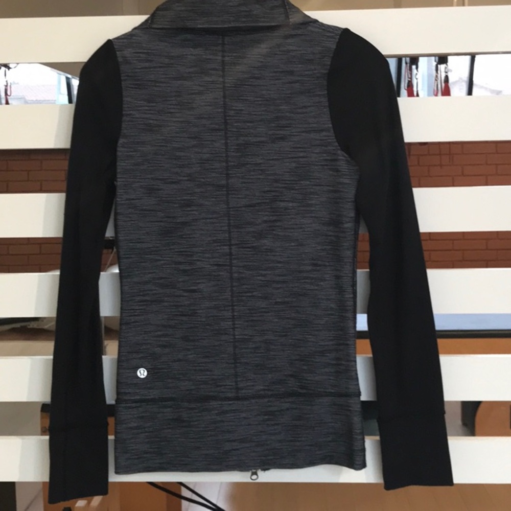 Lululemon Asana Jacket - Picture 3 of 6